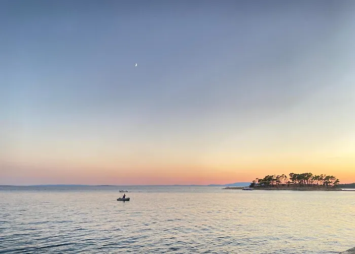 Flora 2 아파트 Banjol